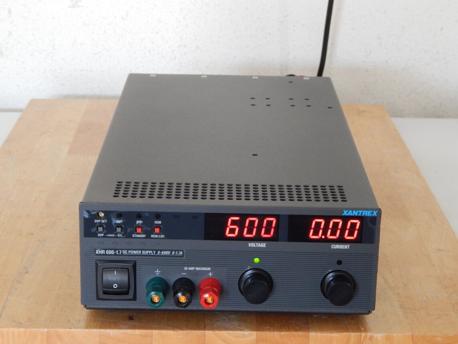 XHR600-1.7 DC Power Supply 0-600V 0-1.7A 1000W M9B (GPIB) XHR600-1.7 DC Power Supply 0-600V 0-1.7A 1000W M9B (GPIB)